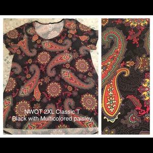 BNWOT LuLaRoe 2XL Classic T