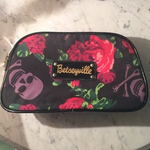 Betsey Johnson travel bag