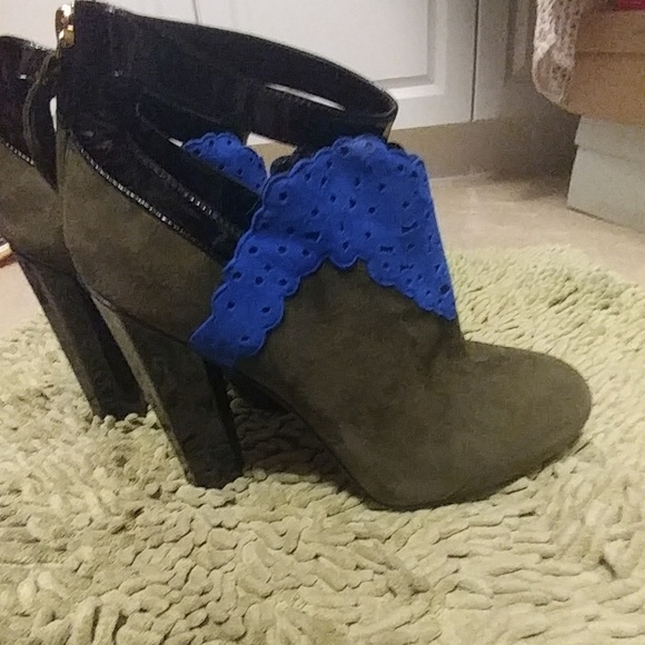 Aperlai bootie