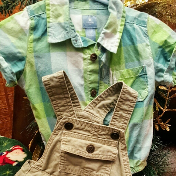 Baby Gap 2 piece outfit