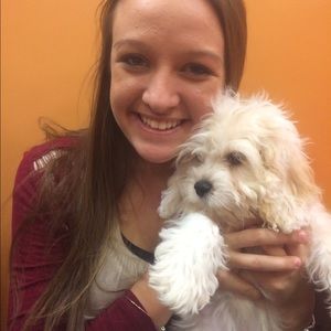 Meet your Posher, Hannah