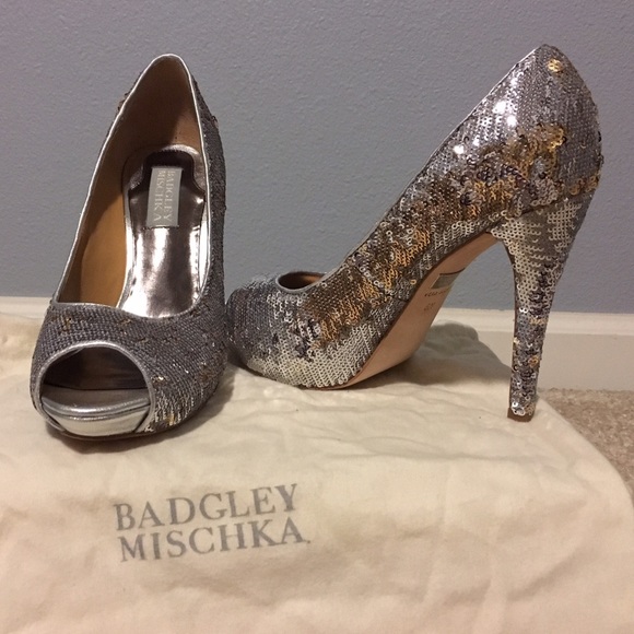 Badgley Mischka Silver/Gold Sequin Heels - 6M - Picture 1 of 4