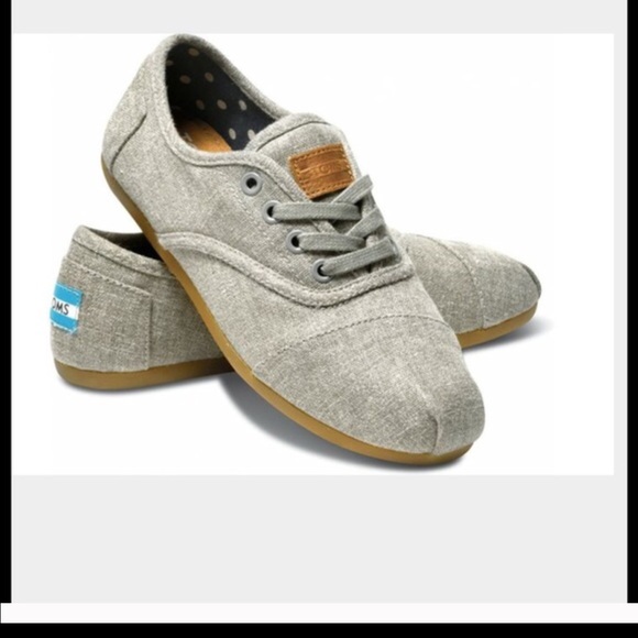 TOMS shoes(BEST OFFER)