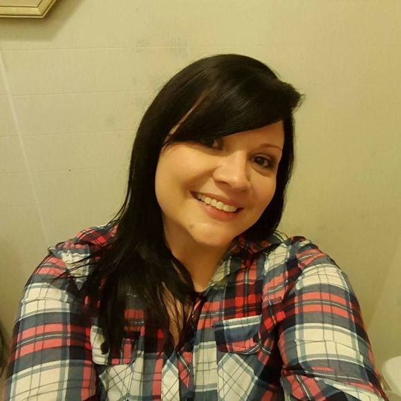 Meet your Posher, Becky - Picture 1 of 1