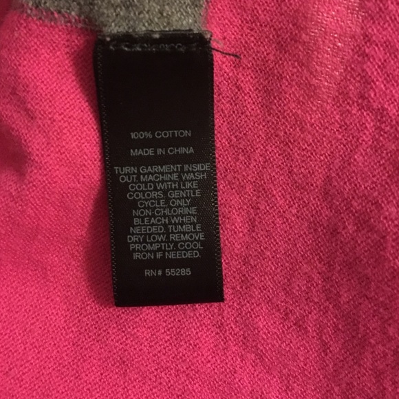 💛5 for $20💛Express Gray & Fuchsia Pink Cardigan. - Picture 3 of 4