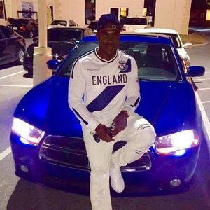 Meet your Posher, Devonte