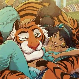 Meet your Posher, Jackie