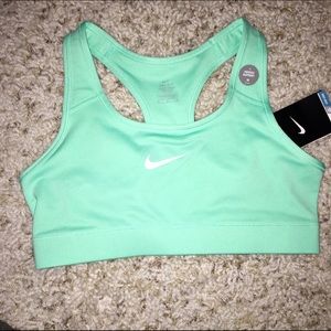 NWT Nike Victory Compression Sports Bra