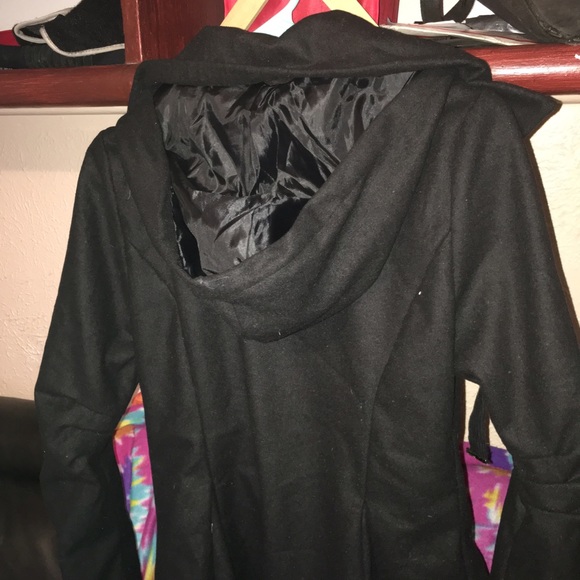 Black hooded coat - Picture 2 of 2