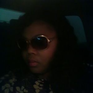 Meet your Posher, Nikki