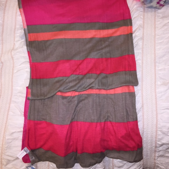 Old navy multi color scarf