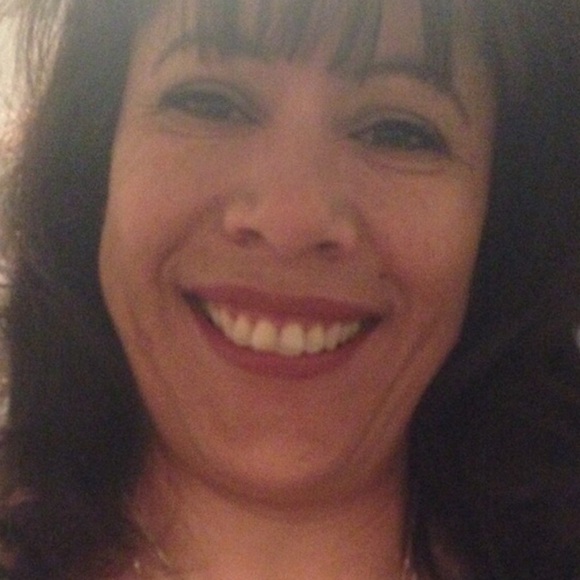 Meet your Posher, Elvia - Picture 1 of 1