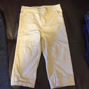 05 Toodler Jeans Almost new size 18-24 months