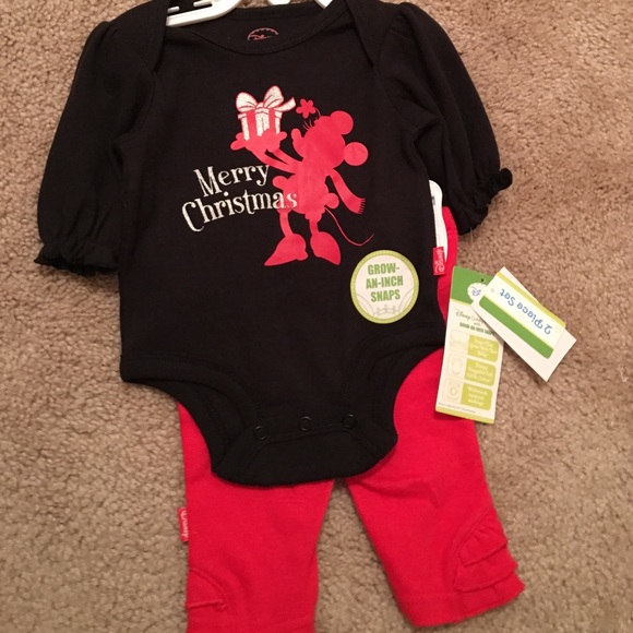 Newborn Christmas outfit with grow an inch snaps - Picture 1 of 3