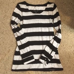 INC lite weight shirt