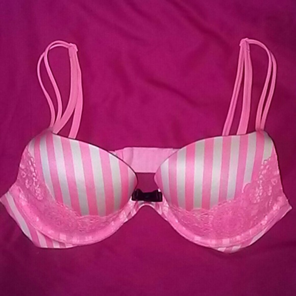 Victoria's Secret Other - VS Push-Up Bra 32B ~ CONVERTIBLE Lace & Stripe