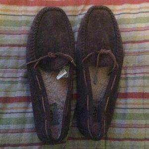 Woman Ugg Slippers NWOT Size 10