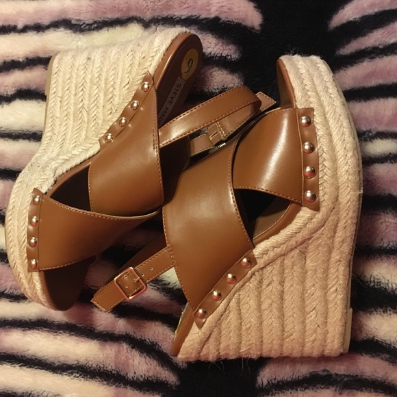 Steve Madden Wedges
