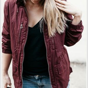 Women's gap burgundy utility jacket