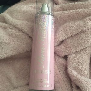 Paris Hilton heiress body mist