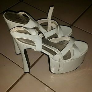 Ellie platform heels