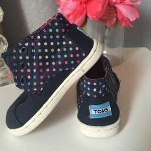 Baby girl sneakers