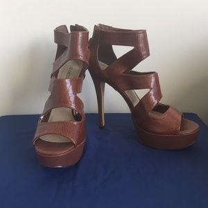 Brown sandals sz 8 NWOT