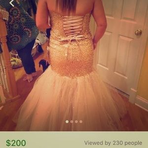 Prom/homecoming dress