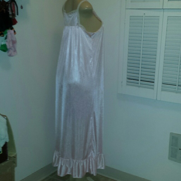 Vintage Sears Bazaar  pink long nightgown medium - Picture 2 of 5