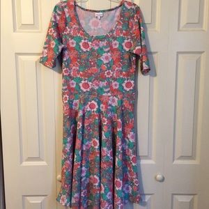 Size XL lularoe Nicole