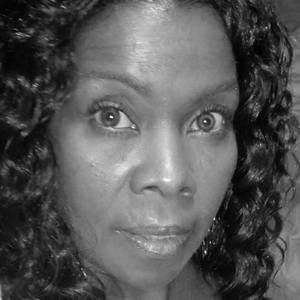 Meet your Posher, Beverly