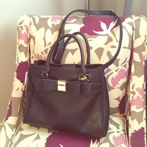 Crossbody black bow bag