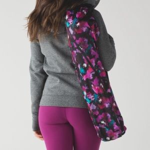 Lululemon Midnight Bloom Yoga Bag