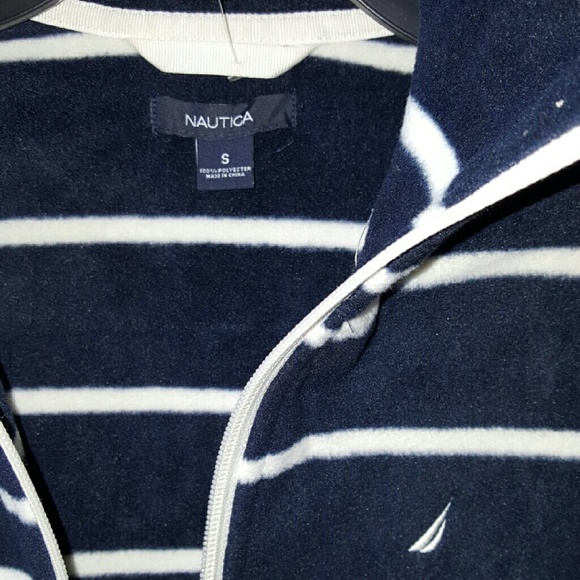 *SOLD*Nautica Fleece Jacket - Picture 2 of 4