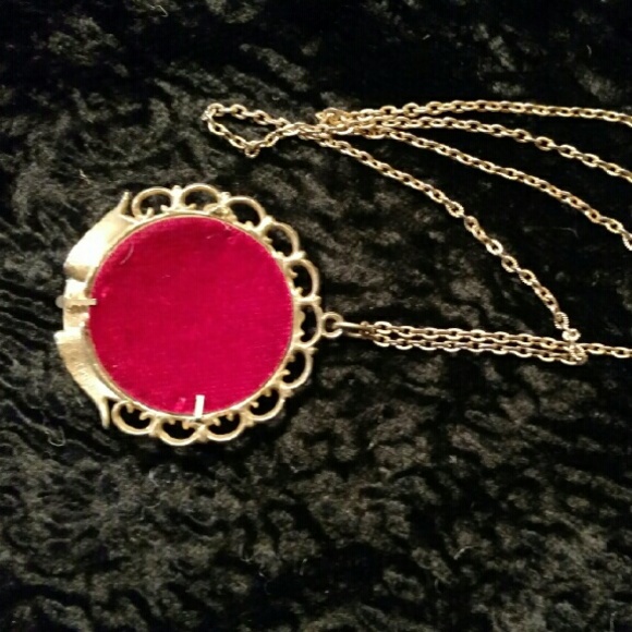 The Divine mother necklace - Picture 2 of 5