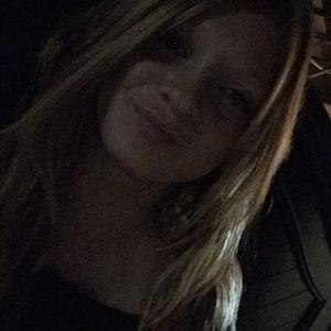 Meet your Posher, Casey