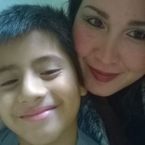 Meet your Posher, Evelia