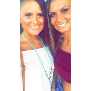 Meet your Posher, Amber