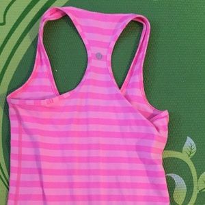 Lululemon tank