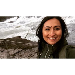 Meet your Posher, Helina