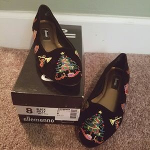 🎄 Embroidered Christmas Loafers