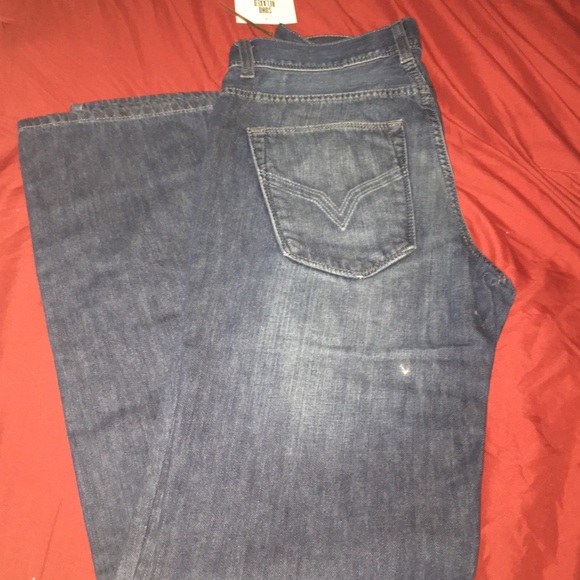 Mens- relaxed jeans