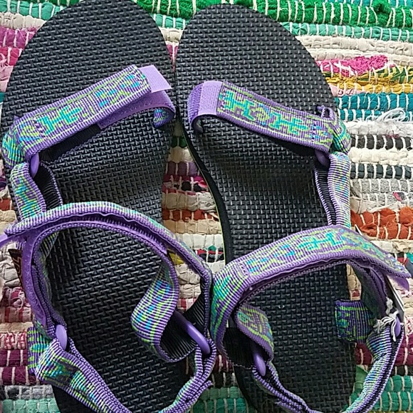 off brand tevas