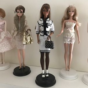 African American Barbie Dolls of 2008(Gold label)