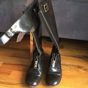 Tory burch boots