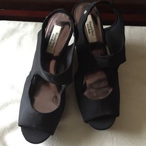 Simply Vera Vera Wang Wedges