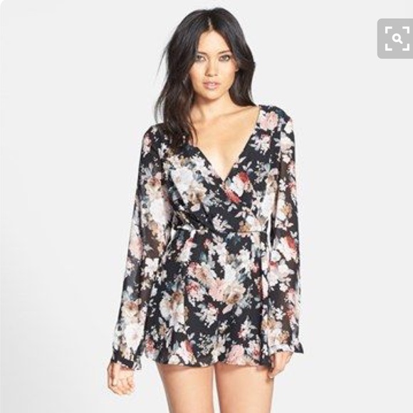 Nordstrom Glamorous Black Floral Romper S
