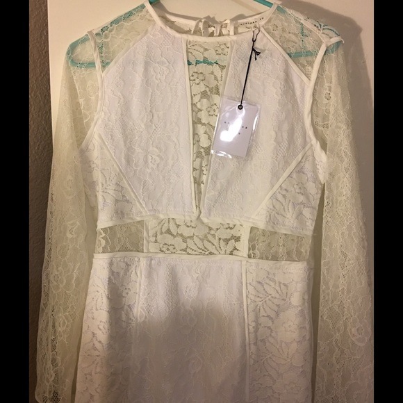 Lace white dress - Picture 3 of 3