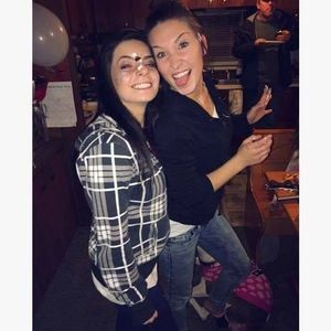 Meet your Posher, Britany