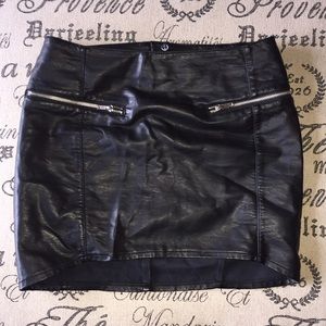 Soft Black Leather Skirt with Zippers
